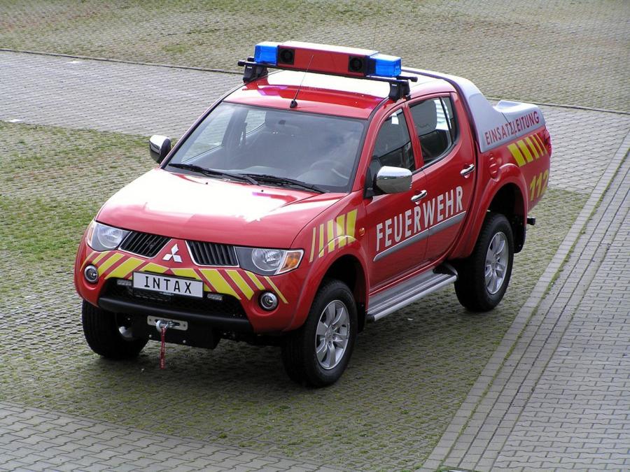 Mitsubishi L200 Double Cab Feuerwehr 2006 года  (фото 3 из 3)